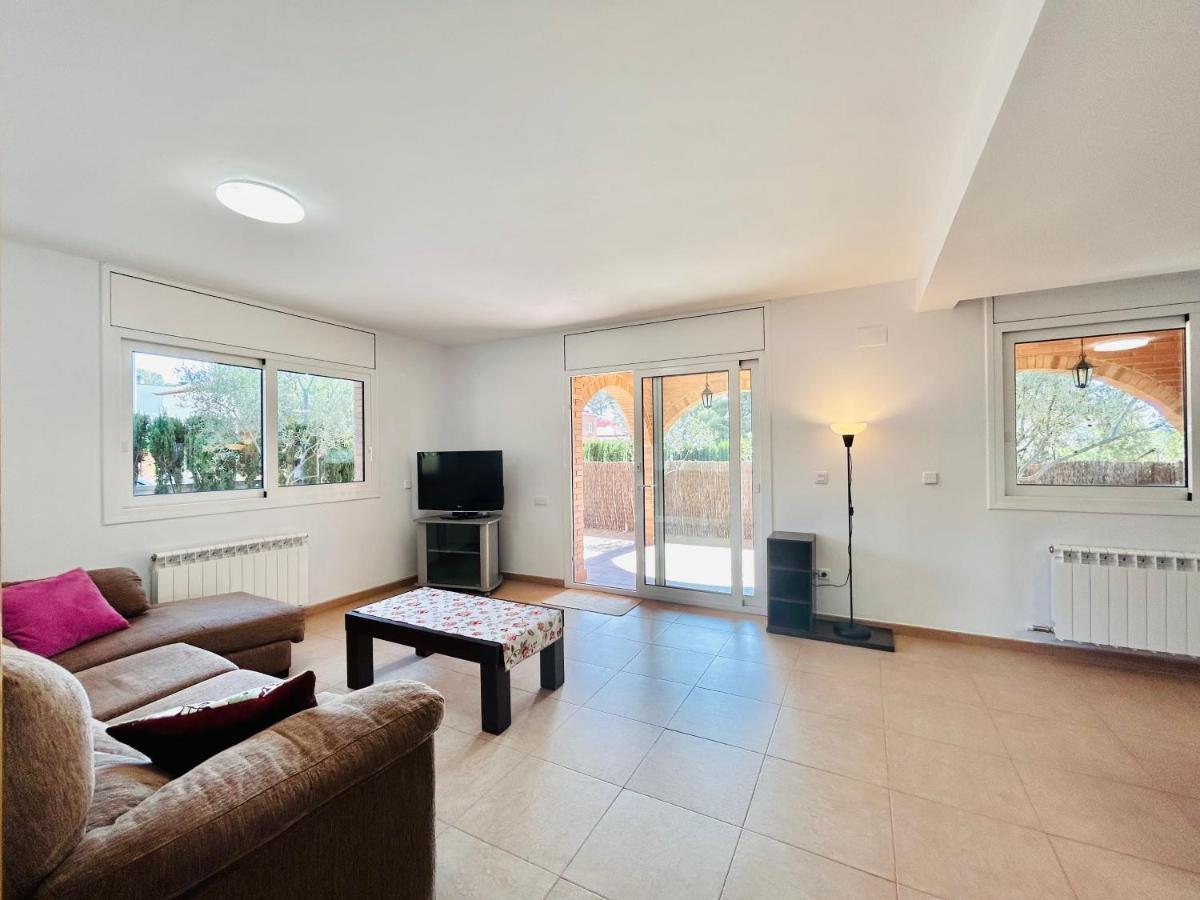Casa Solsones La Mora Hébergement de vacances *