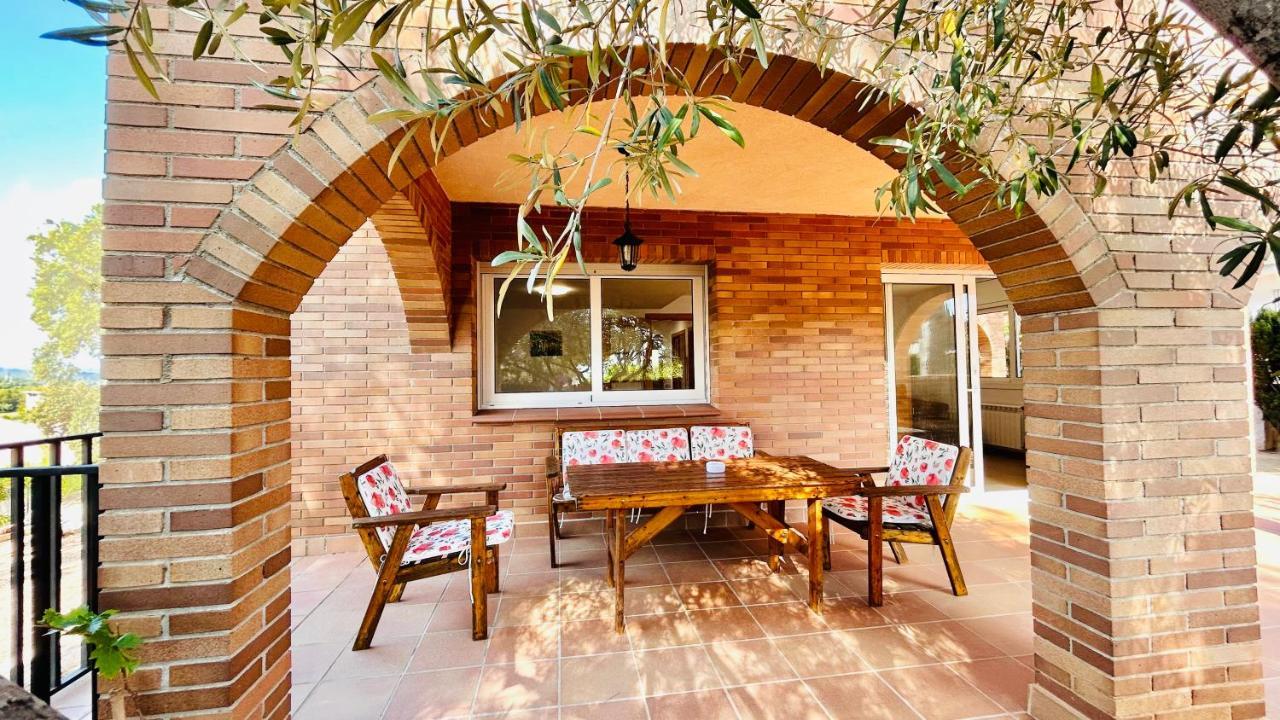 Casa Solsones La Mora Hébergement de vacances *